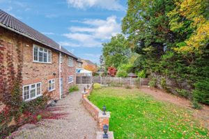 Photo 21- click for photo gallery